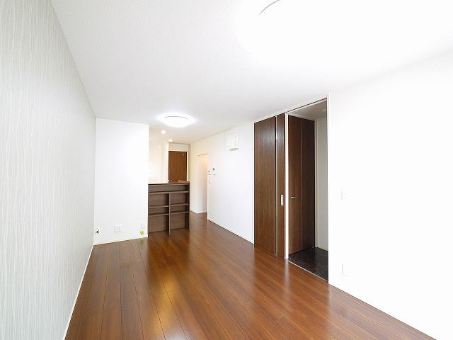 コーポ大安寺Ⅲの居間・リビング|おしゃれなリビングです