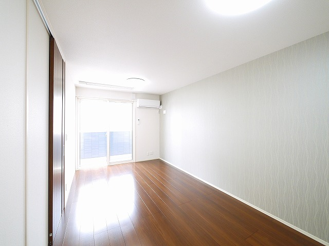 コーポ大安寺Ⅲの居間・リビング|居間です