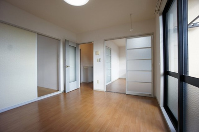 【居間・リビング】 | サニーハイツ