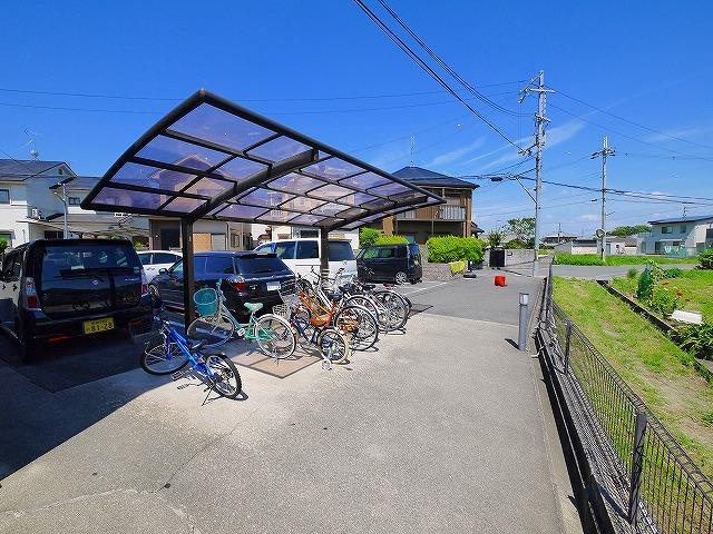 ディアコート(桜井市)のその他共用部分|自転車置き場が設置されてます