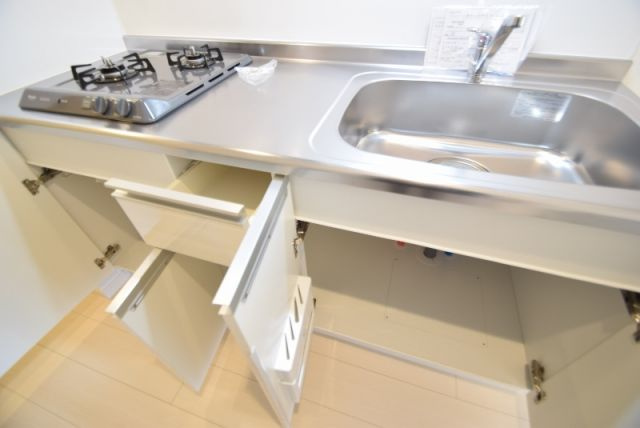 リブリ・コンフォート・ホウデンのキッチン|都市ガス