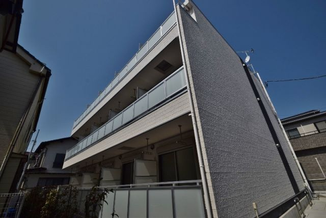 リブリ・コンフォート・ホウデンの外観