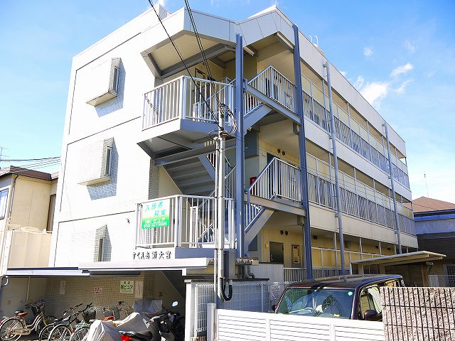 すくえあ新大宮の外観