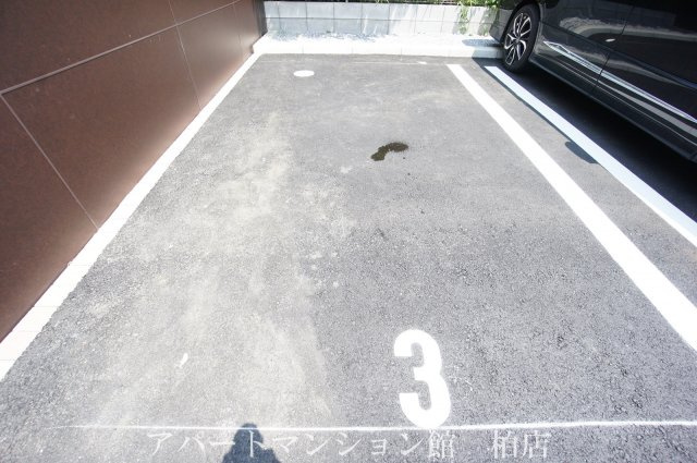 Droom小青田の駐車場