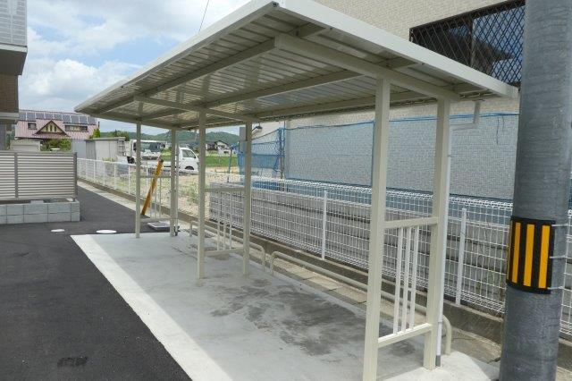 倉敷市真備町川辺のアパートのその他共用部分|自転車置き場