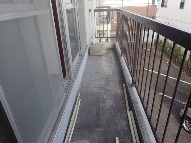 ハイツ大村　西館のバルコニー