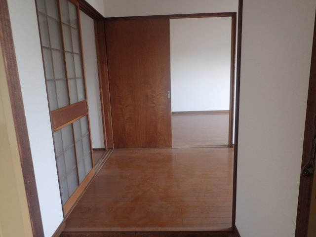 ハイツ大村　西館の内装