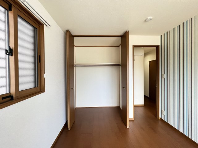 クレール荒子の収納|北洋室 クローゼット