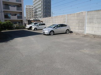 【駐車場】 | カサベルデ谷の駐車場