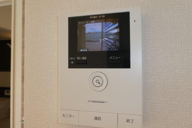 総社市門田のアパートのセキュリティ|TVインターホン
