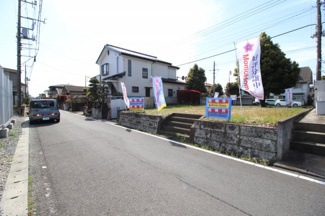 【前面道路含む現地写真】