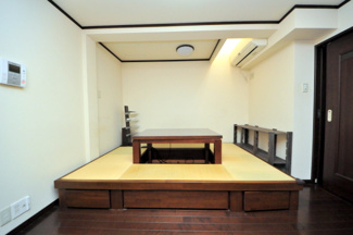 【居間・リビング】 | 新丸太町貸家