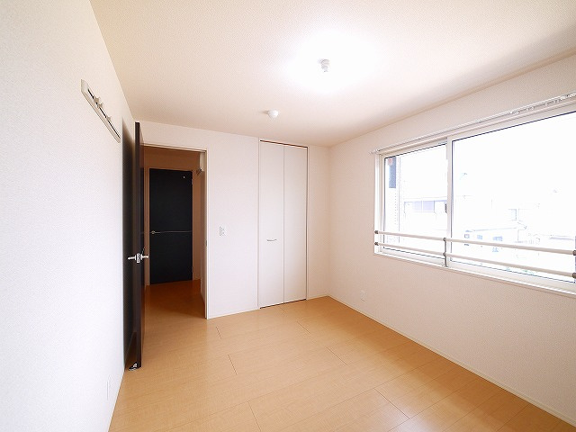 グレイスの洋室|落ち着いて過ごせるお部屋なので、寝室にいかがでしょうか