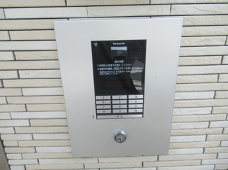 【エントランス】 | オートロックです