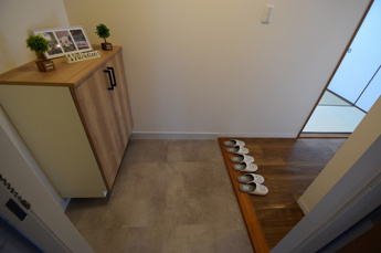 【バルコニー】