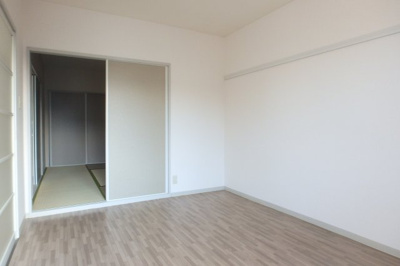 【洋室】 | ラフォーレ河原