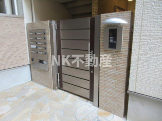 【エントランス】 | 建物の内部です