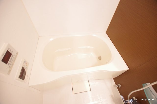 オアシス梅田の浴室