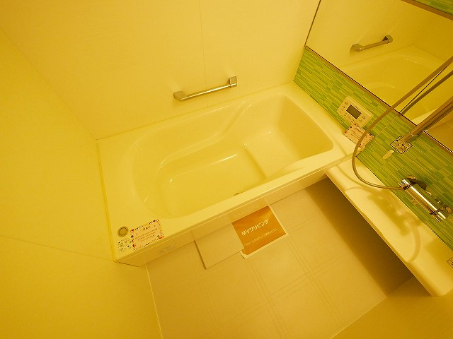 ブロッサムコートの浴室|お風呂です