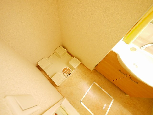 ブロッサムコートの設備|室内洗濯機置き場があります