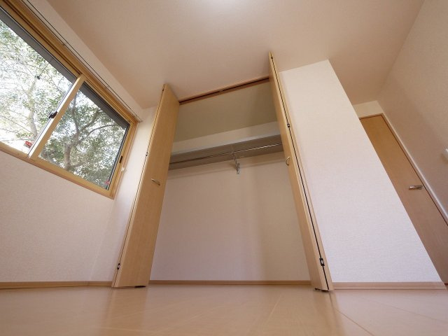 ヴィルヌーブ　Ｃ棟（新町）の収納|十分な収納スペースがあります