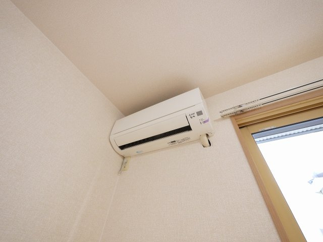 ヴィルヌーブ　Ｃ棟（新町）の設備|エアコン