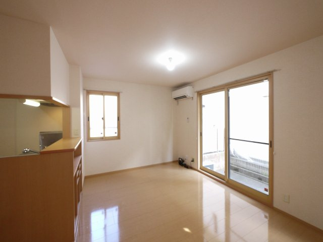 ヴィルヌーブ　Ｃ棟（新町）の居間・リビング|おしゃれな居間です