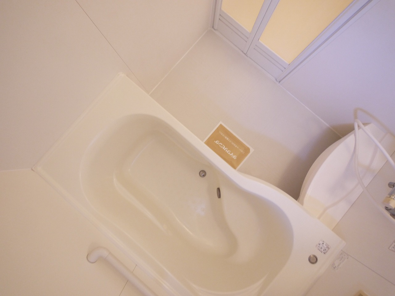 ヴィルヌーブ　Ｃ棟（新町）の浴室|きれいなお風呂です