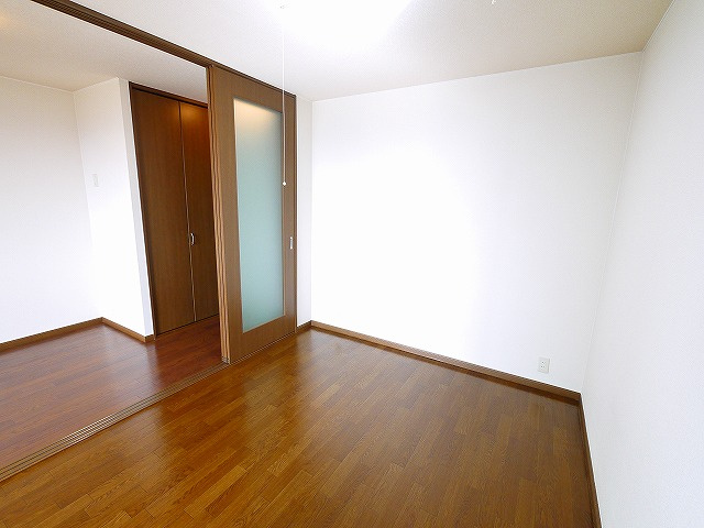 エトワール（大福）の洋室|使い勝手のいい洋室です