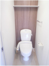オリーヴァ上津B棟のトイレ|落ち着いたトイレです