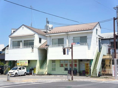 【外観】 | アローハイム | １階が店舗、２階が居住用のお部屋です！