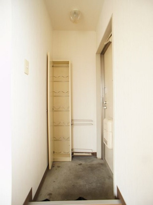 【玄関】 | アローハイム | シューズボックスが付いています♪