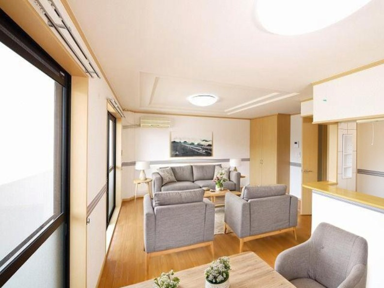 ラウレアの居間・リビング|CGで家具等を配置したもので家具等は含まれません
