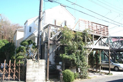 【外観】 | 茅ヶ崎市白浜町　広々ウッドデッキ付き一戸建て