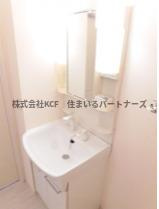 リーベC棟の洗面所|明るい洗面所です