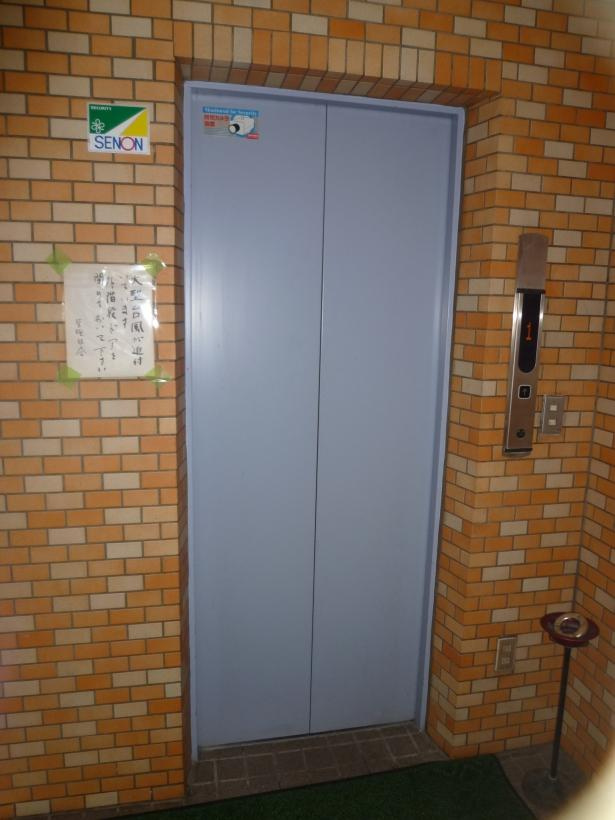 ペガサスマンション本郷のエントランス|エントランス