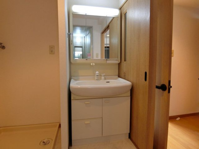 【独立洗面台】 | ライフ北梅田