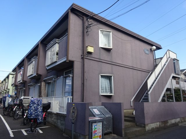 パールハイツD棟の外観