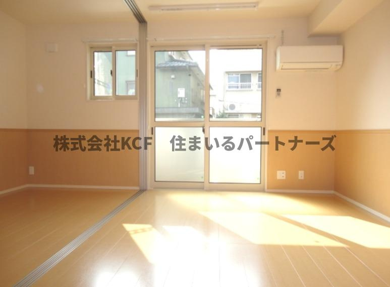 D-room都の居間・リビング|ゆったり過ごせる居間です