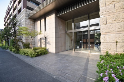 【エントランス】 | プラウド横浜鶴見市場