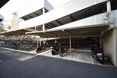 【その他共用部分】 | プラウド横浜鶴見市場 | バイク置場