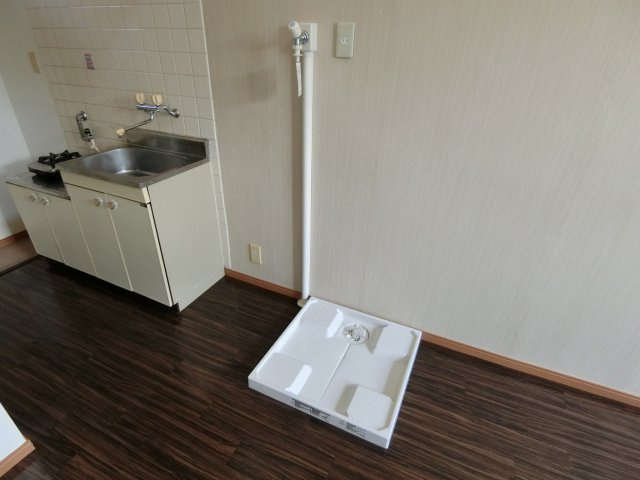 【その他】 | ビューハイツ日吉 | 室内に洗濯機置けるようになりました。