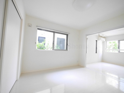 【寝室】 | ブルーム