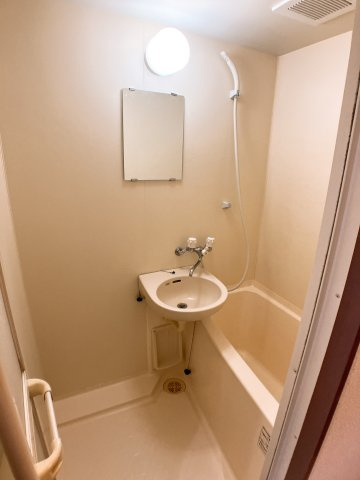 コーポアライの浴室