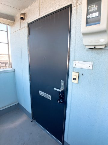 コーポアライの玄関