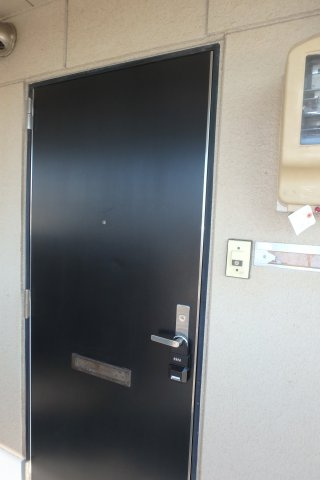 コーポアイリスの玄関