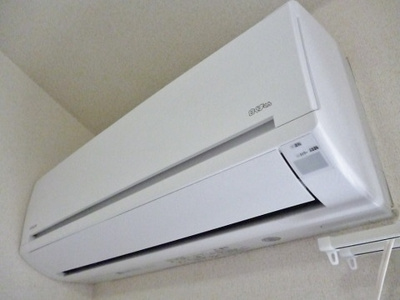 【設備】 | ジャルダンB | 暑い夏や寒い冬に大活躍のエアコン付き！冷暖房完備で一年中快適に過ごせちゃいます♪