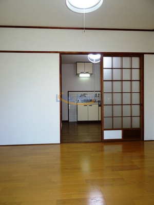 【居間・リビング】 | 南森町ロイヤルハイツ