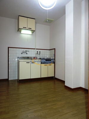 【居間・リビング】 | 南森町ロイヤルハイツ