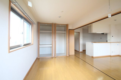 【寝室】 | Ｙ＆Ｍラ・フォーレ栄町Ｃ